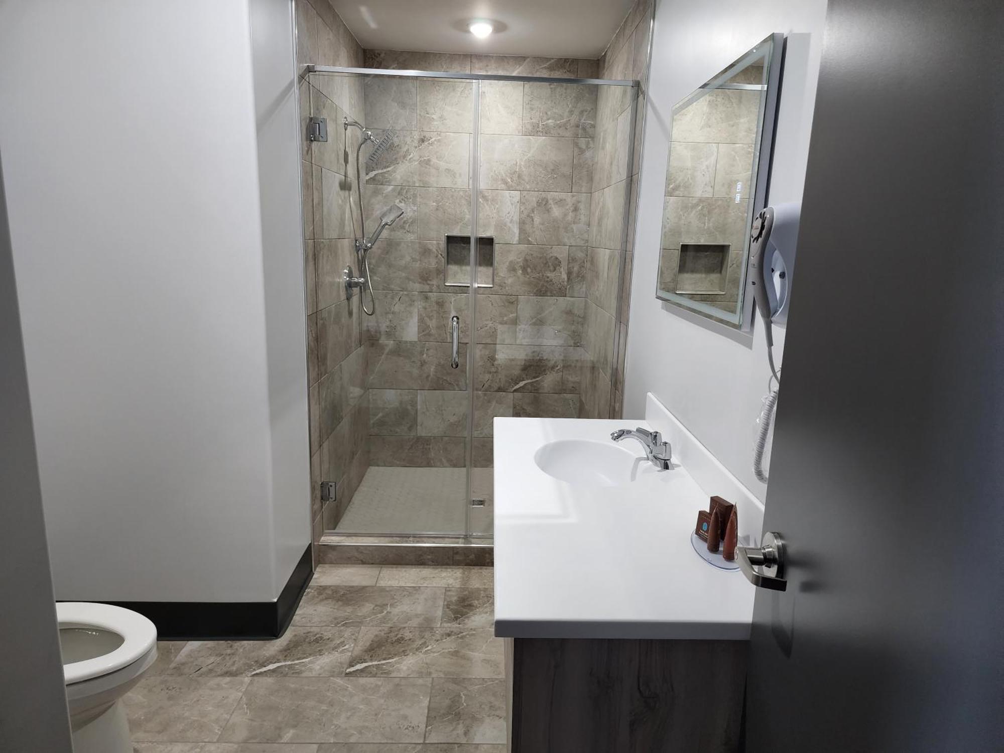 Razoolies Inn ستيفنفيل الغرفة الصورة