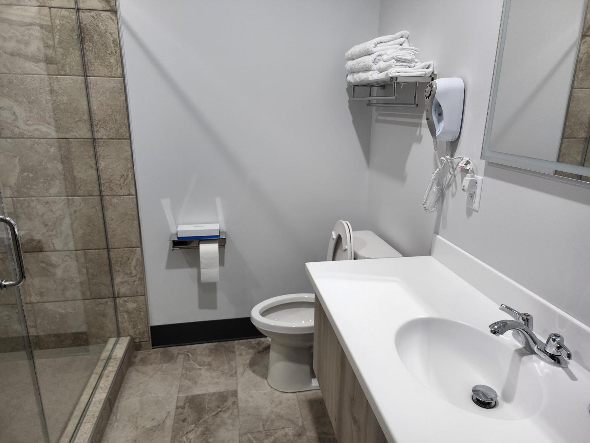 Razoolies Inn ستيفنفيل الغرفة الصورة